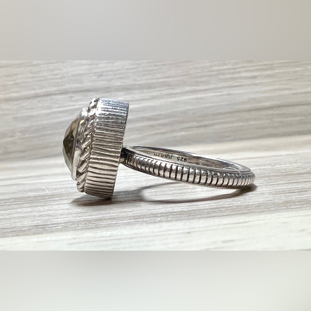 Designer Judith Ripka Sterling Silver Pale Green Prasiolite Ring, Size 7.5 - Picture 4 of 13